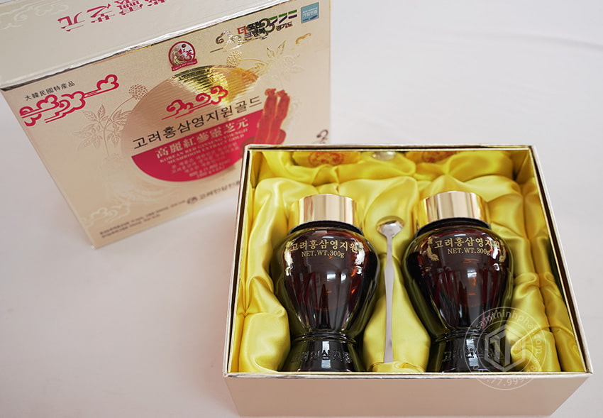 Cao hồng sâm linh chi Hàn Quốc Gold hộp 2 lọ x 300g Cao hồng sâm linh chi Hàn Quốc Gold hộp 2 lọ x 300g