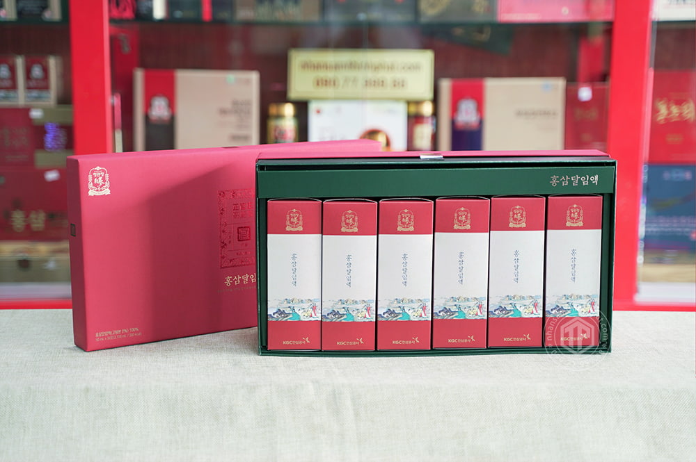 Nước hồng sâm nguyên chất thượng hạng KGC Jung Kwan Jang Pure Extract hộp 30 gói x 90ml Nước hồng sâm nguyên chất thượng hạng KGC Jung Kwan Jang Pure Extract hộp 30 gói x 90ml