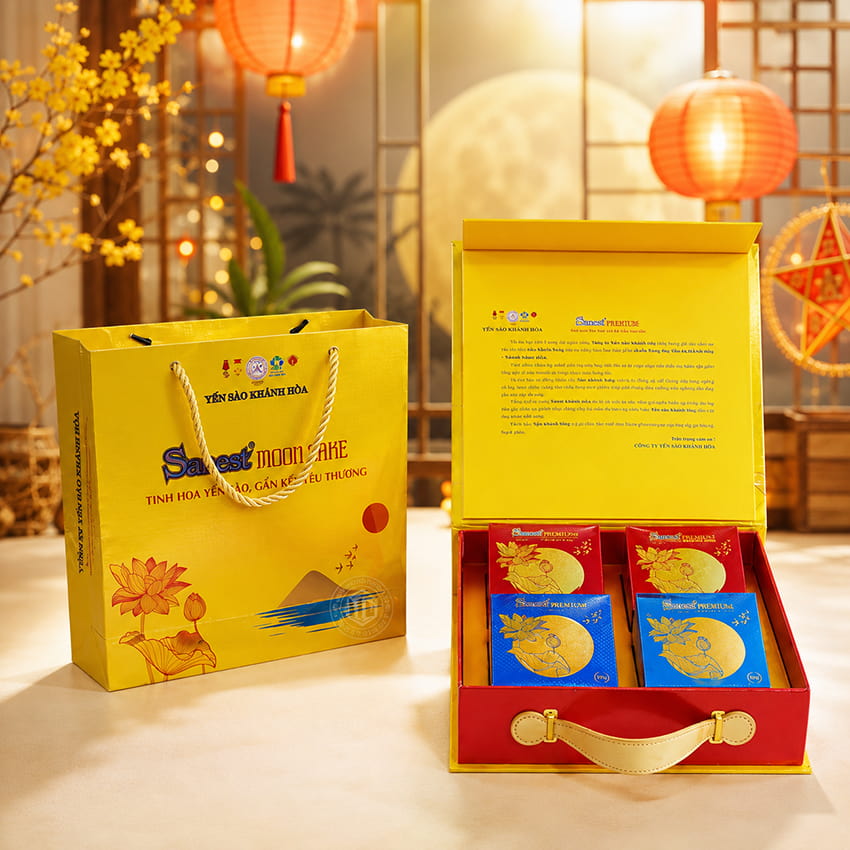 Bánh trung thu Yến Sào hộp 4 bánh x 120gr (2 thập cẩm, 2 nhân mềm) Bánh trung thu Yến Sào hộp 4 bánh x 120gr (2 thập cẩm, 2 nhân mềm)