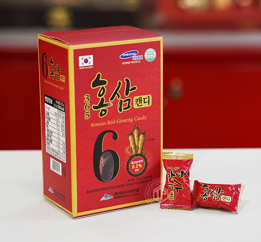 Kẹo hồng sâm Hàn Quốc hộp giấy 200g Kẹo hồng sâm Hàn Quốc hộp giấy 200g