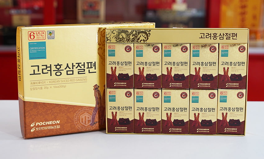 Hồng sâm lát tẩm sâm Hàn Quốc chính hãng Pocheon hộp 200g Hồng sâm lát tẩm sâm Hàn Quốc chính hãng Pocheon hộp 200g